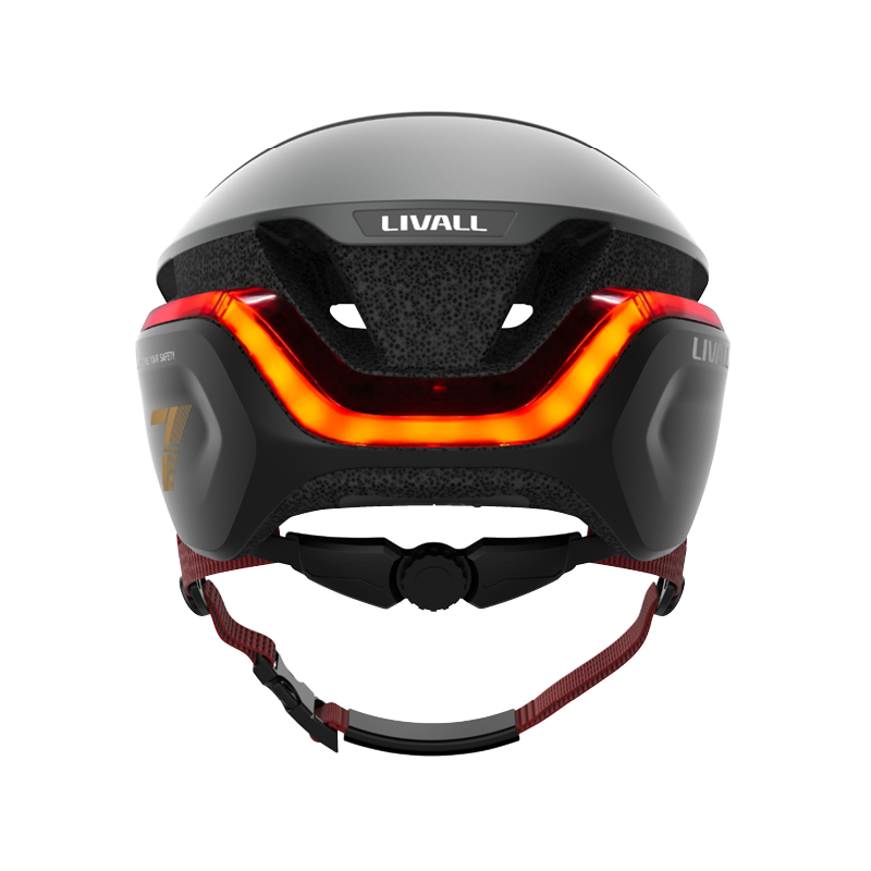 Fahrradhelm schwarz Rückseite Bremslicht und Blinklicht